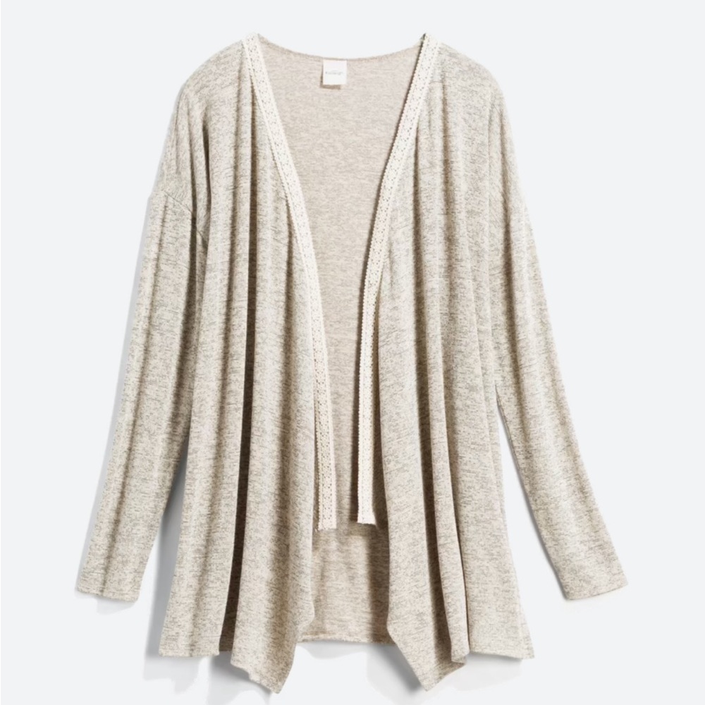 Freestyle
KAILEIGH
Serabi Crochet Trim Cardigan